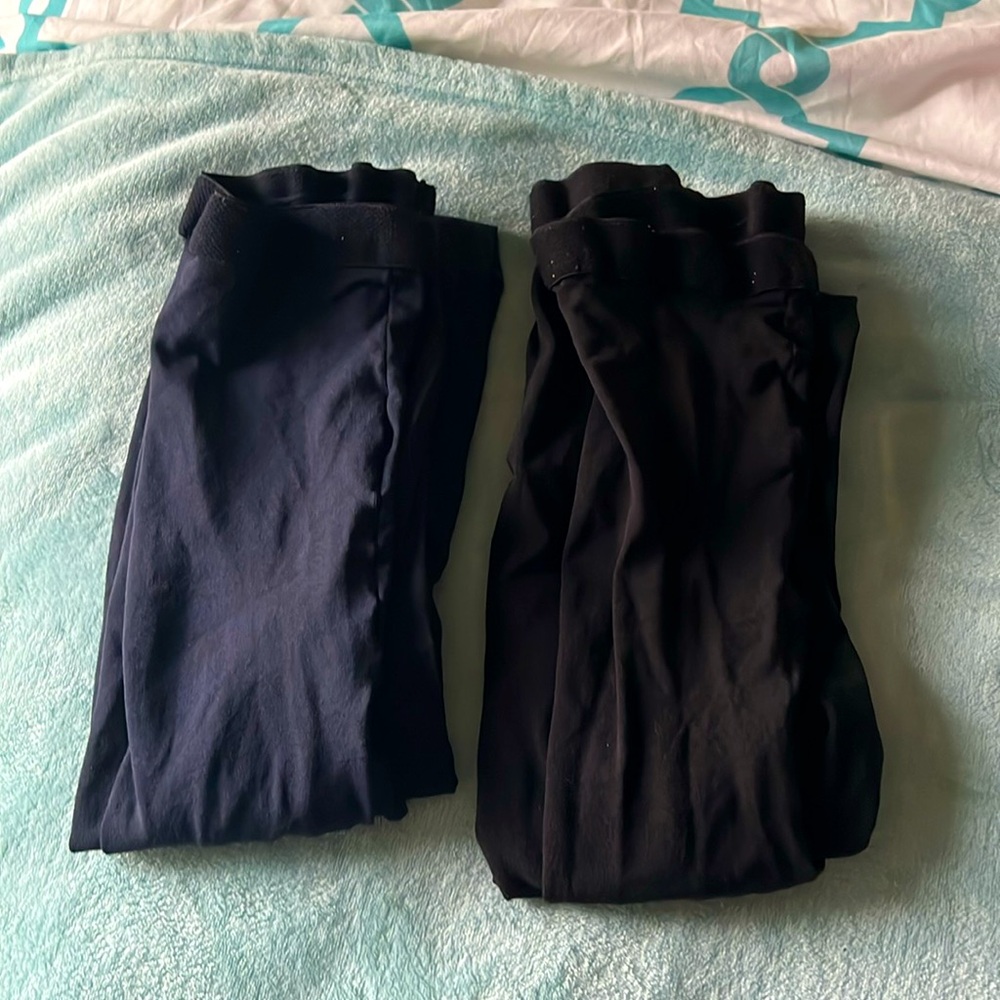 SPANXshape™ High-Waisted Mid-Thigh Tight-End Tights®